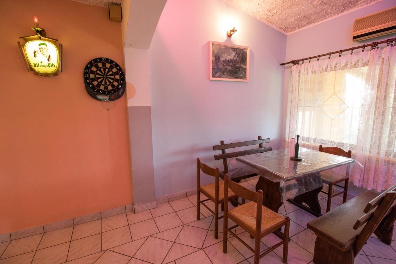 Apartments Zeljka Mundanije Kültér fotó
